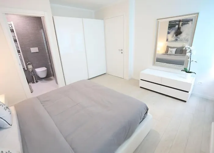 Casa Magenta 2