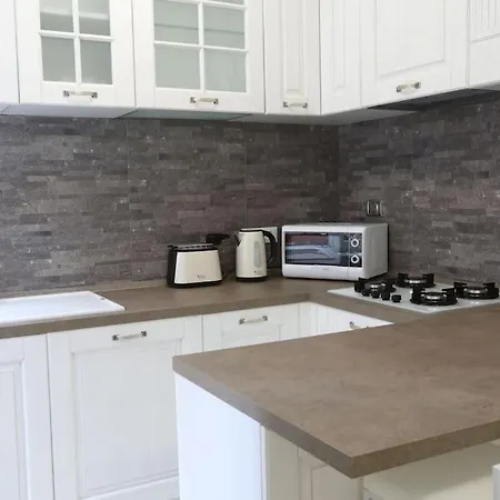 Casa Magenta 2 *