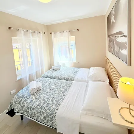Casa Magenta 2